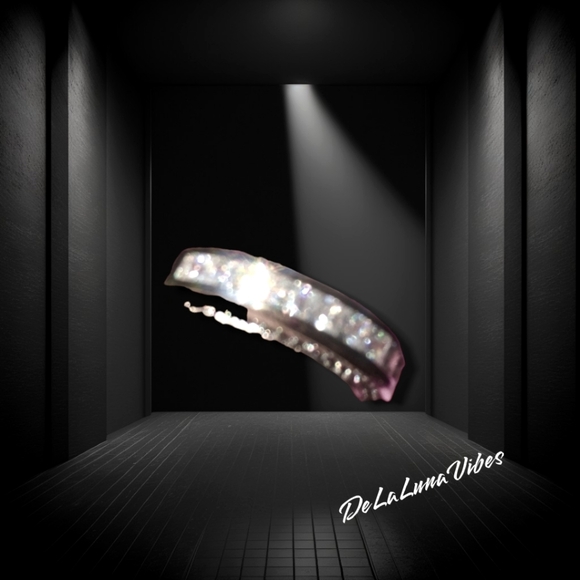 The Gina White Sapphires Set in 925 SS - Picture 3 of 5